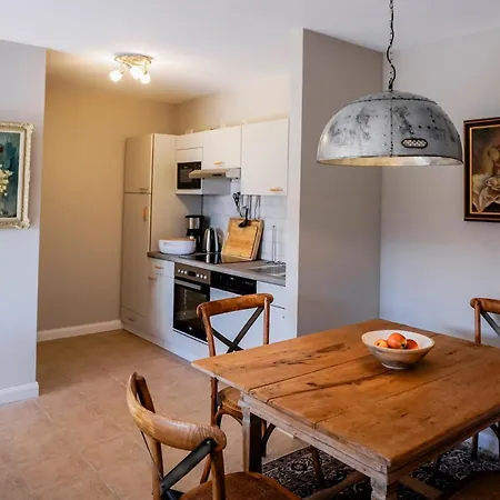 Storchennest - Komfortable Fuer 2-5 Personen Appartement