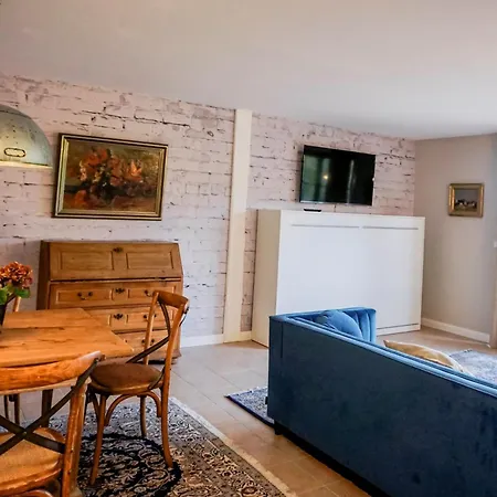 Storchennest - Komfortable Fuer 2-5 Personen Reestow