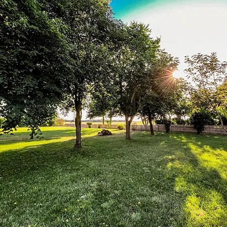 Storchennest - Komfortable Fuer 2-5 Personen