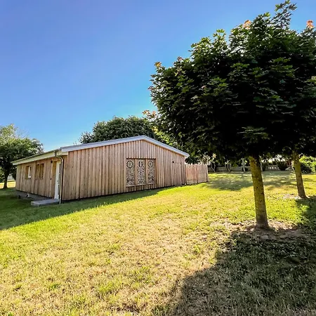 Storchennest - Komfortable Fuer 2-5 Personen Reestow